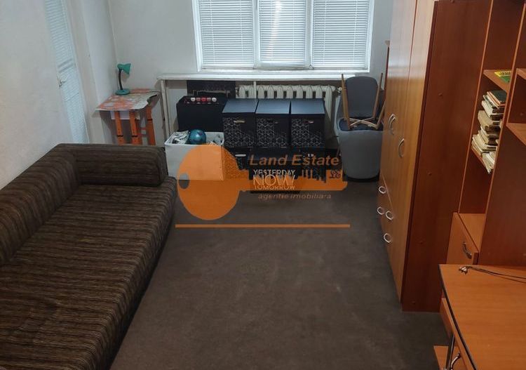 Apartament cu 3 camere in zona Rahova - Poză 1