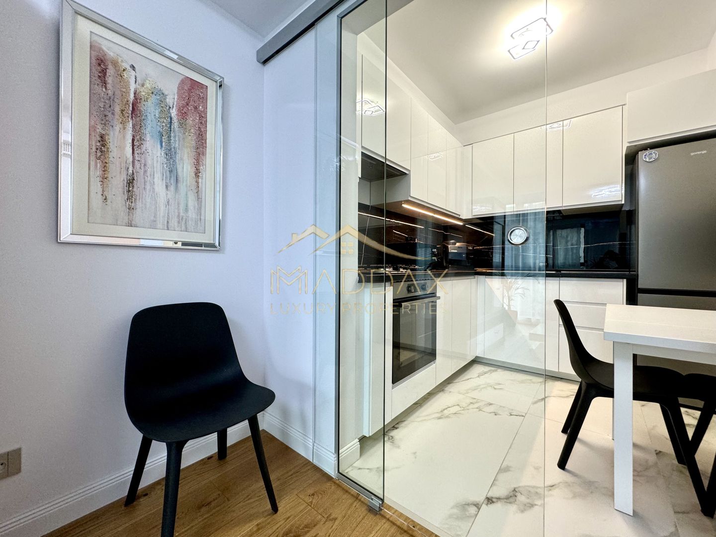 Apartament 2 Camere**2 Bai **Imobil Boutique NOU// Palatul Parlamentului - Poză 13