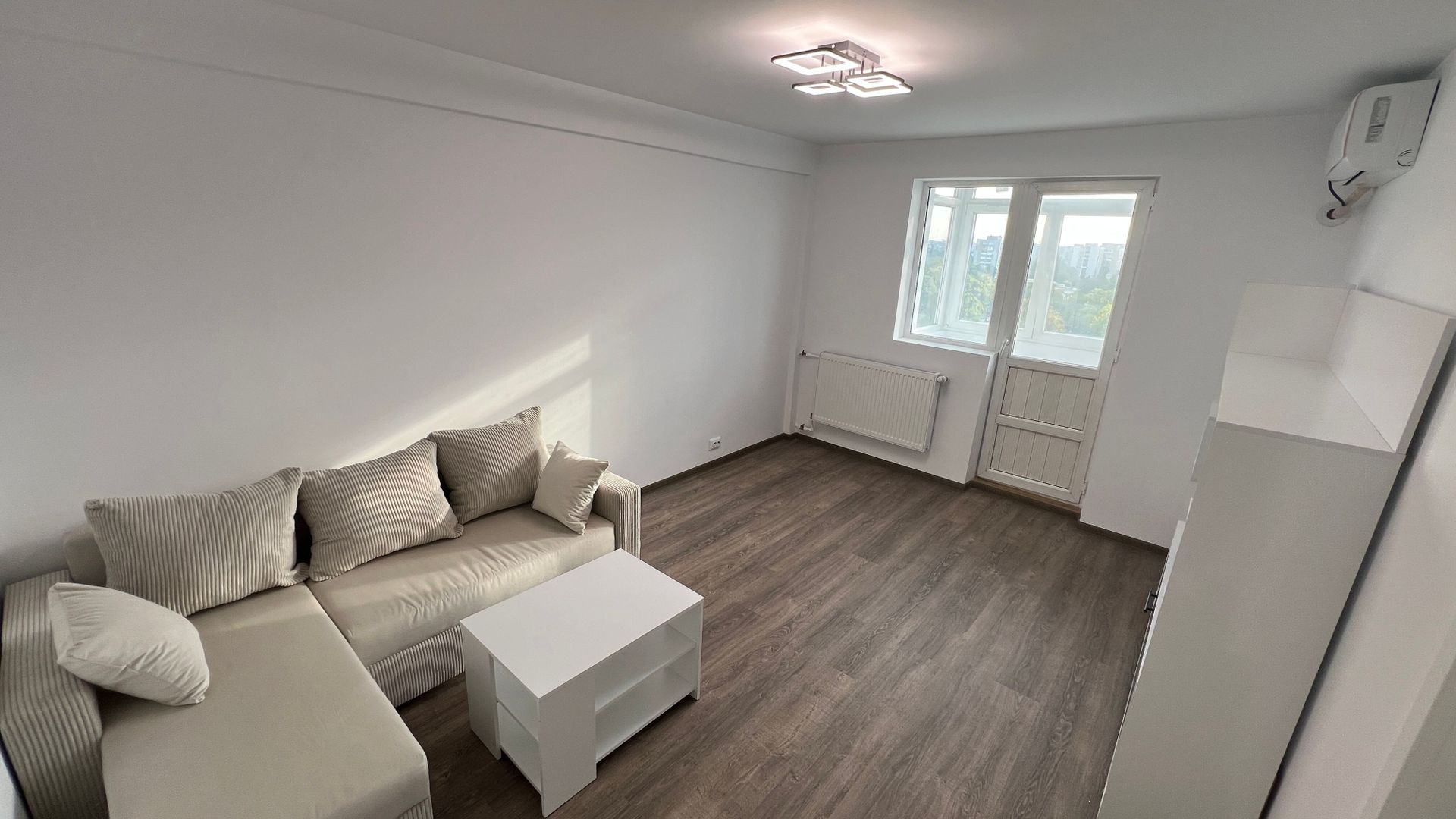 Apartament 2 camere renovat, bloc reabilitat, Parc Drumul Taberei - Poză 1