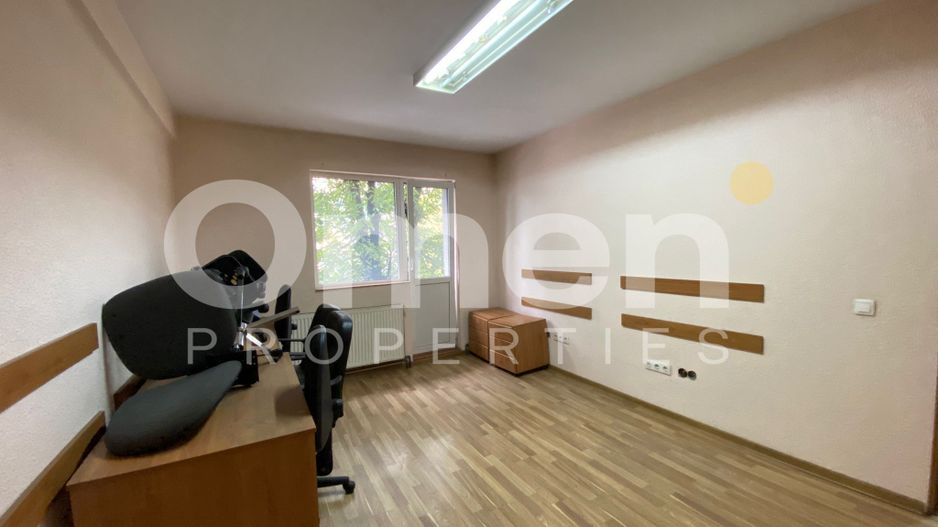 Apartament cu 2 camere, la etaj intermediar, situat Ultracentral - Poză 3