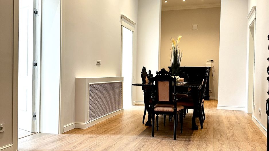 Magheru: 5 camere cu băi proprii – ideal business sau birouri - Poză 14