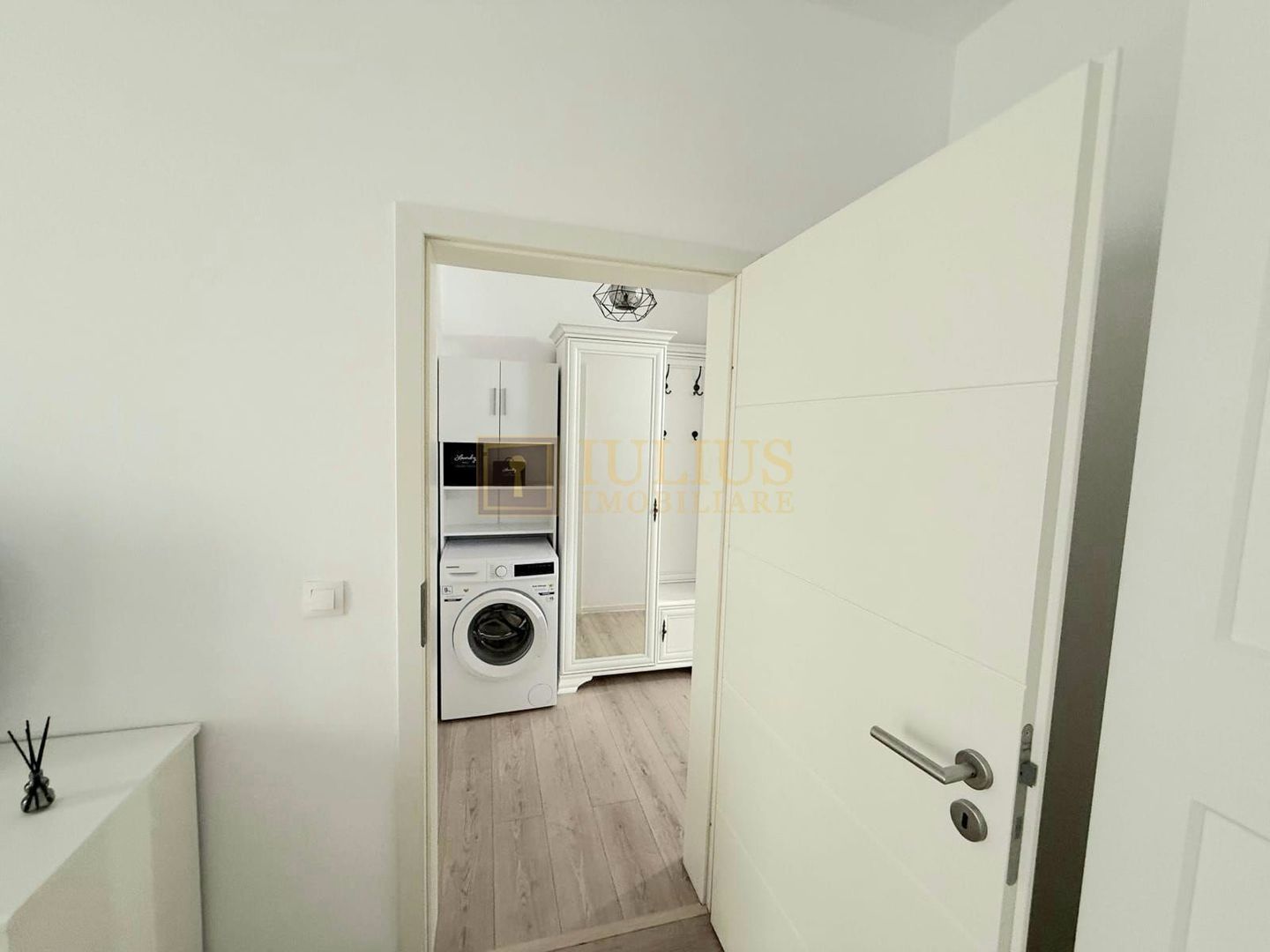 Prima închiriere | Apartament modern cu 2 camere, 53 mp, două balcoane – Giroc - Poză 9