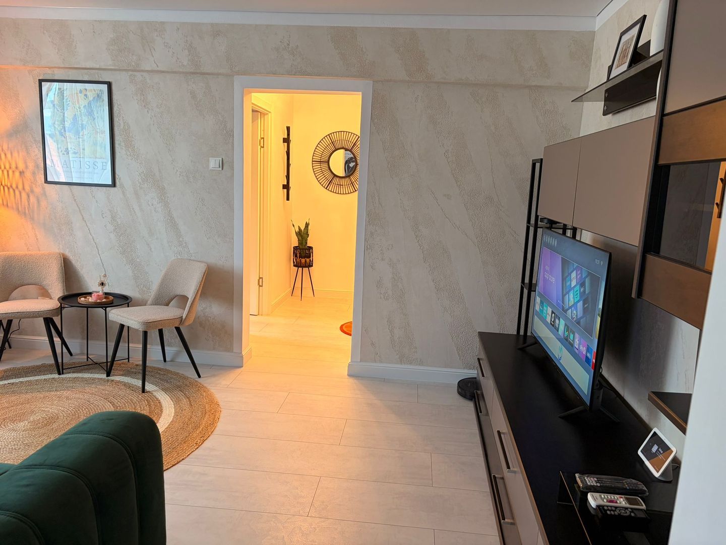 De inchiriat apartament cu 2 camere zona centrala - Poză 3