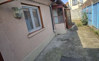 Casa/Vila sector 4 - Poză 1