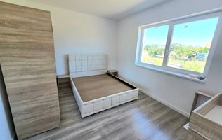Casă Individuală de Închiriat, 4 Camere, Prima Închiriere, Ampoi 3