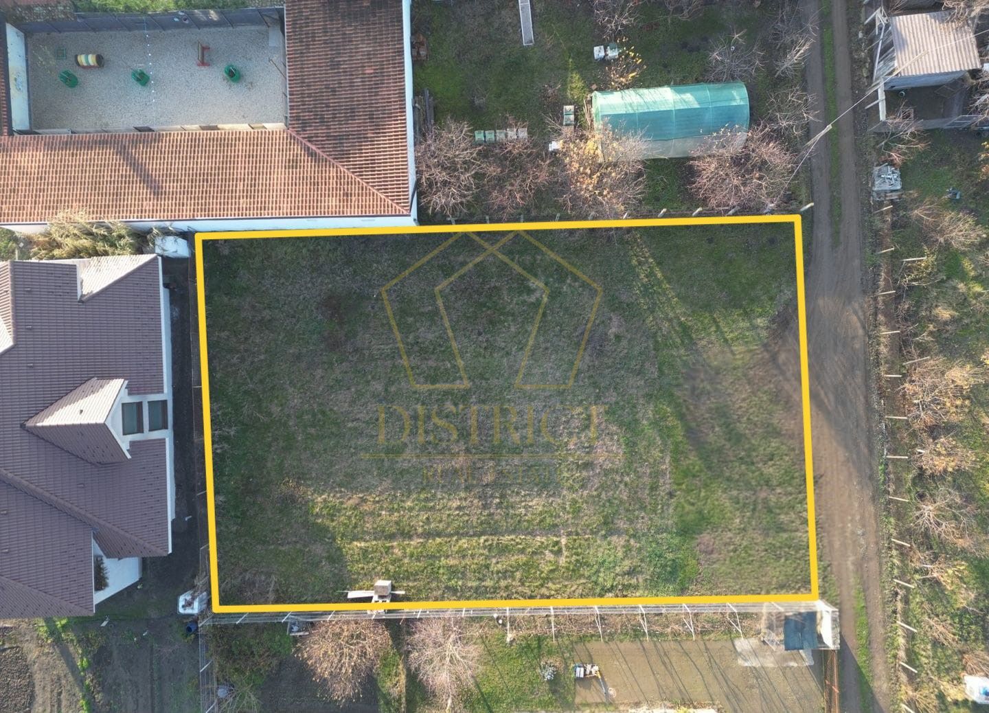 Teren intravilan duplex sau casa individuala | Mosnita Veche - Poză 3