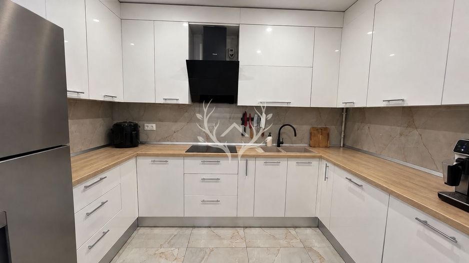 Apartament 3 camere, 70 mp, 2 bai, zona Rivus, Iris - Poză 1