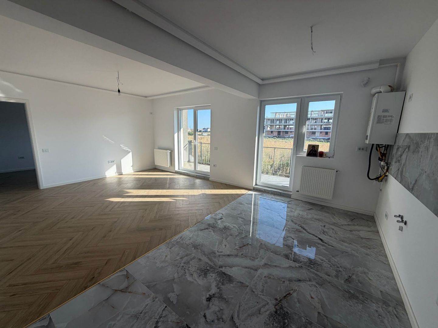 AP. 3 CAMERE - GRADINA PROPRIE 60 MP, PARCARE INCLUSA, COMISION 0% - Poză 6