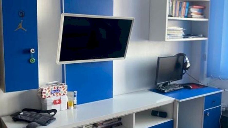 Vanzari Apartament 4 camere de vanzare Veteranilor - Poză 1