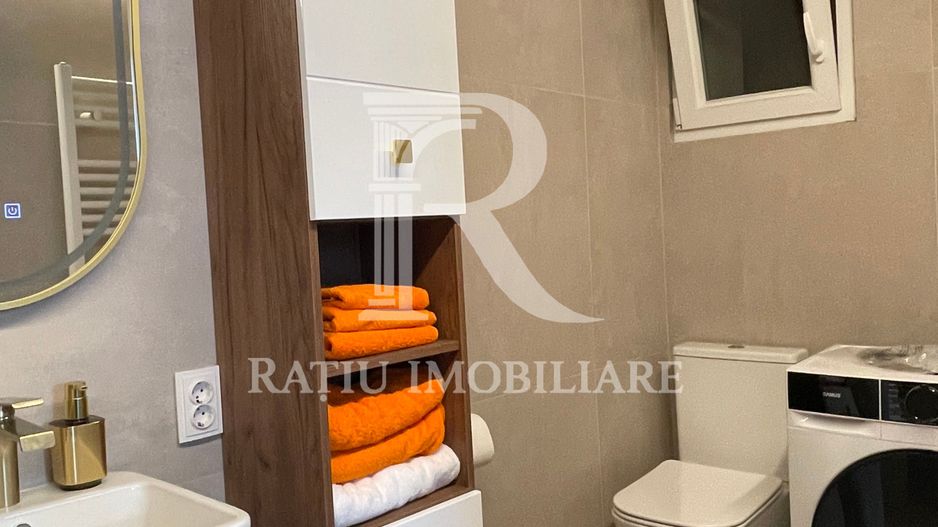 Proprietate Exclusivistă | Apartament la Casă | Ultracentral | Oradea - Poză 8