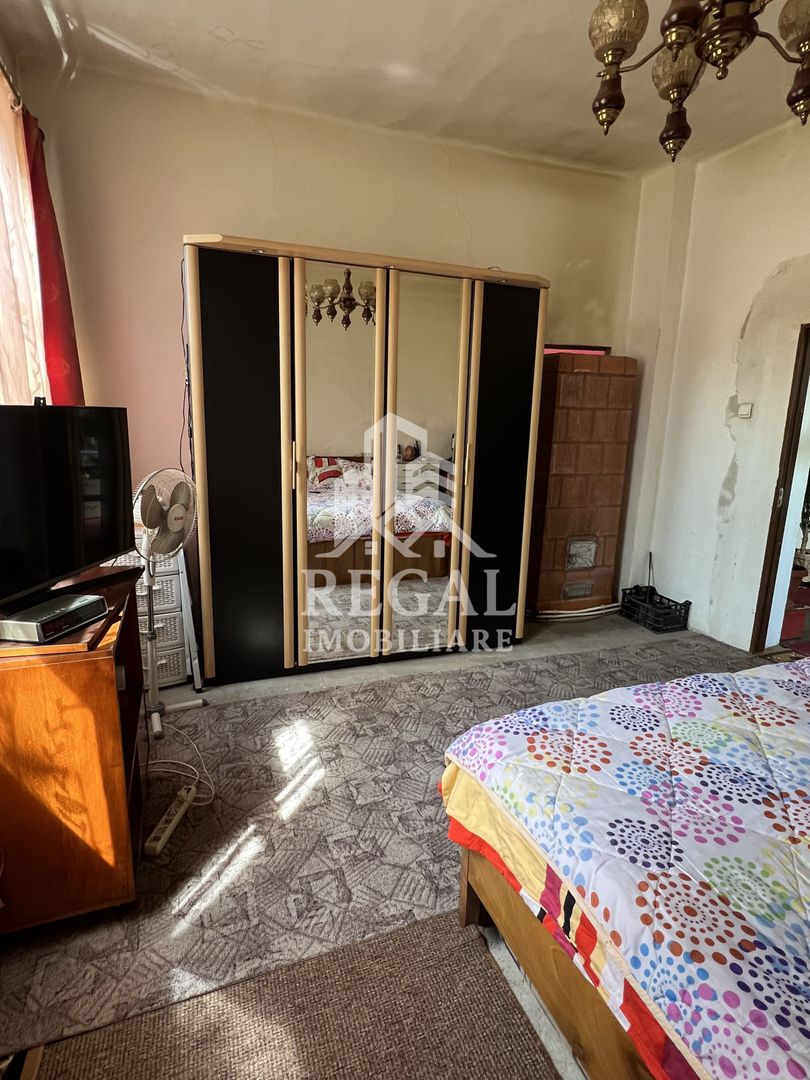 Casă spațioasă pe strada Carpați – zona Ceangăi - Poză 6