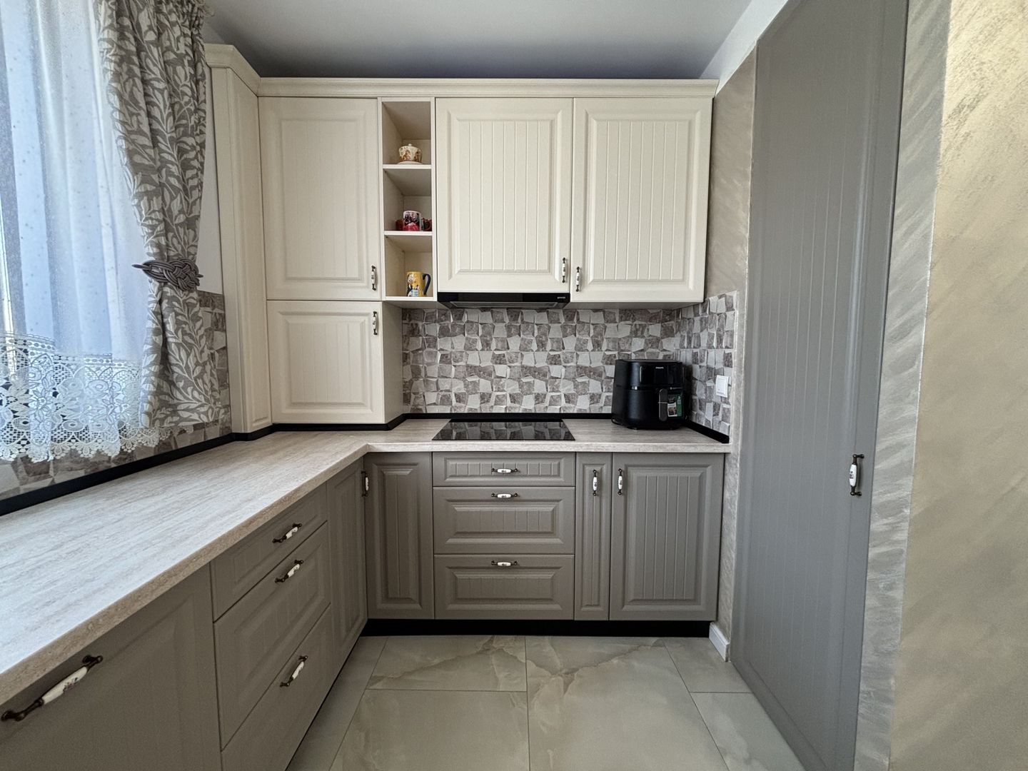 Casa INDIVIDUALA 6 camere, curte superba - zona Brana, Selimbar - Poză 11