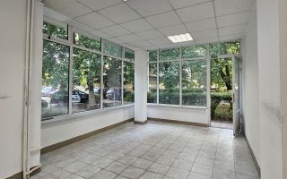 Spațiu comercial de închiriat | Bulevardul Dacia | 2 încăperi | Acces - Poză 1