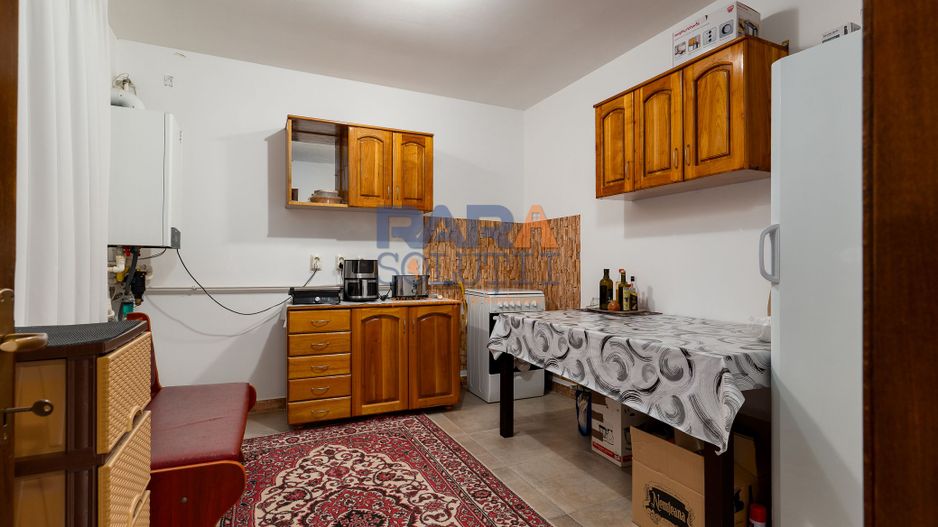 Casă 2013, teren 1366 mp, zonă centrală - Poză 10