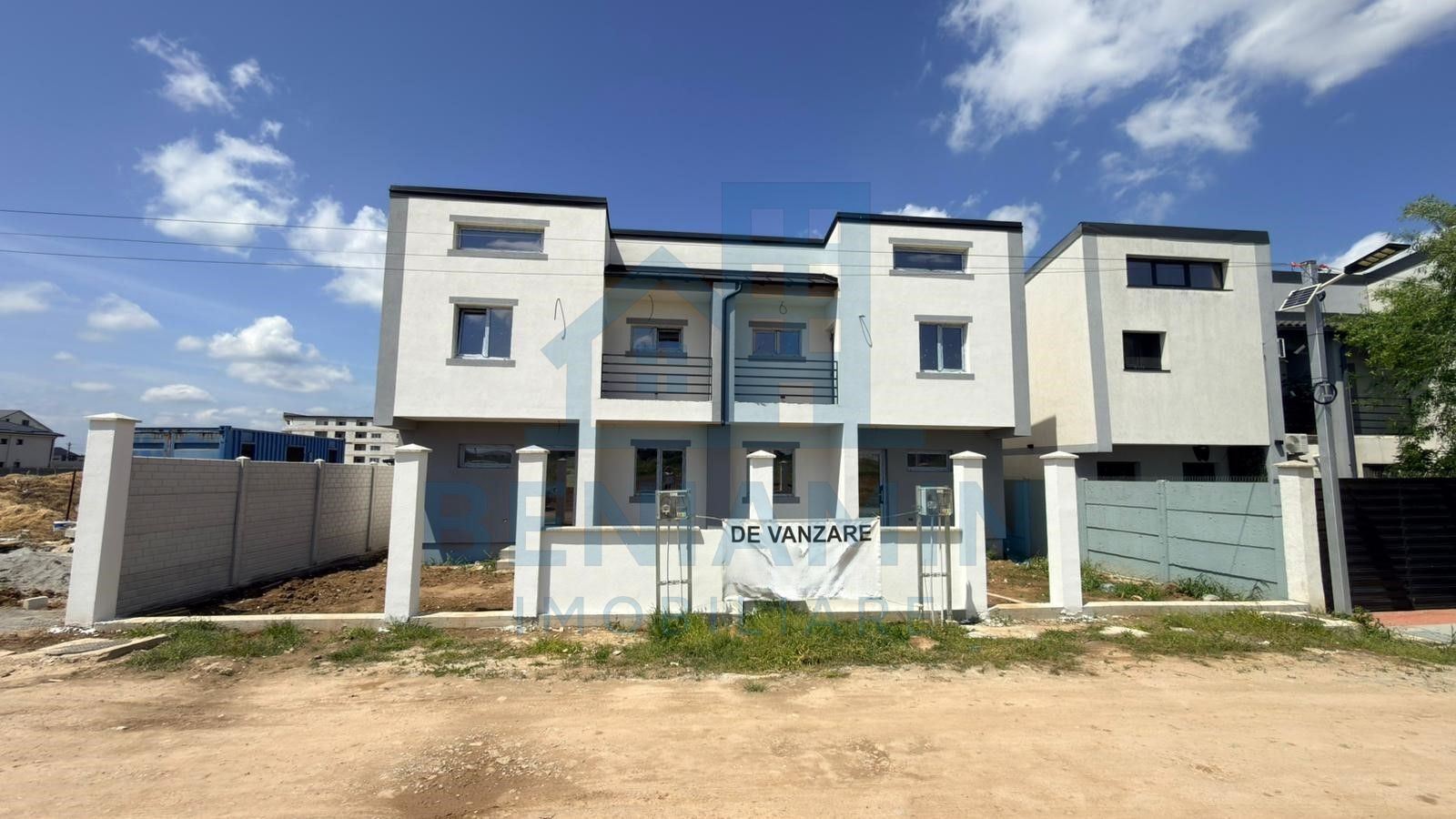 Casa moderna Parter plus Etaj - Zona Damila - Poză 1