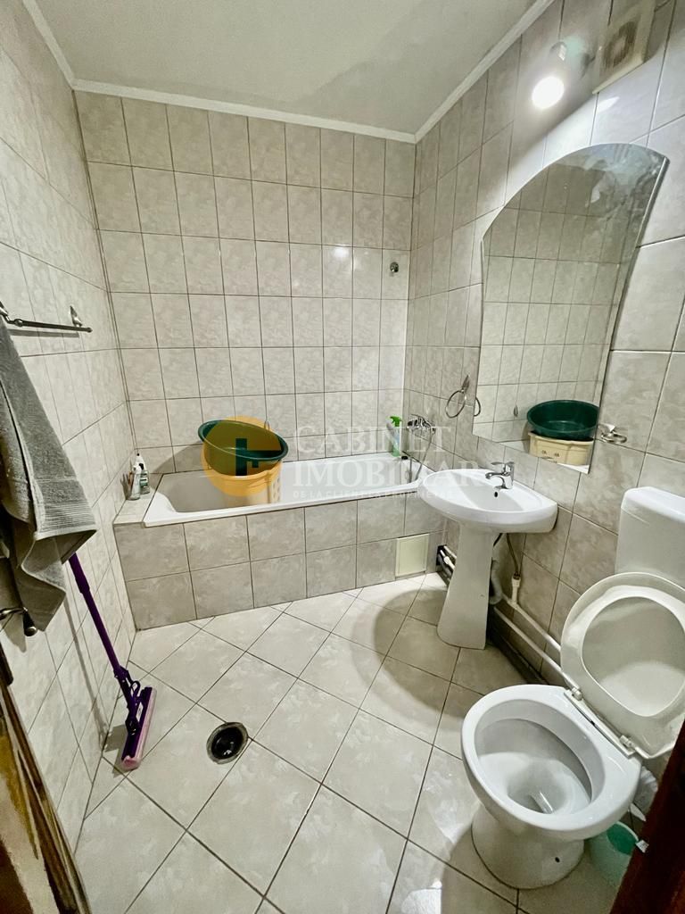 Apartament 3 Camere Frumoasa Bloc 1987 75 Mp - Poză 10