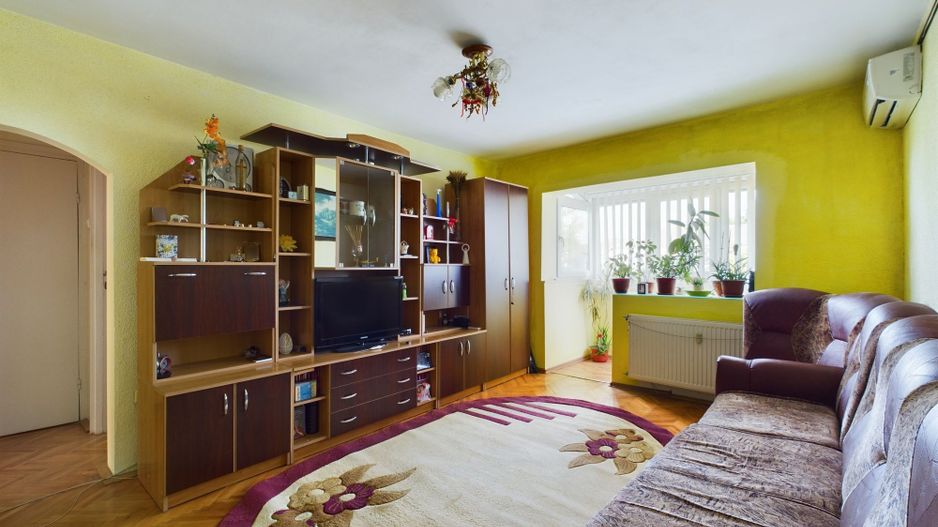 Ocazie! Apartament cu 3 camere, zona Dâmbovița lângă restaurant Nora - Poză 2