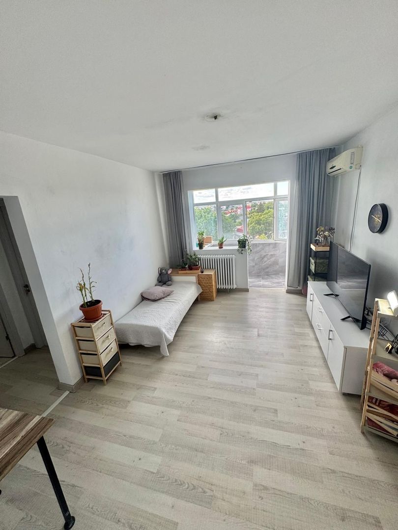 Apartament 2 camere Oinac, etaj 4 - Poză 2