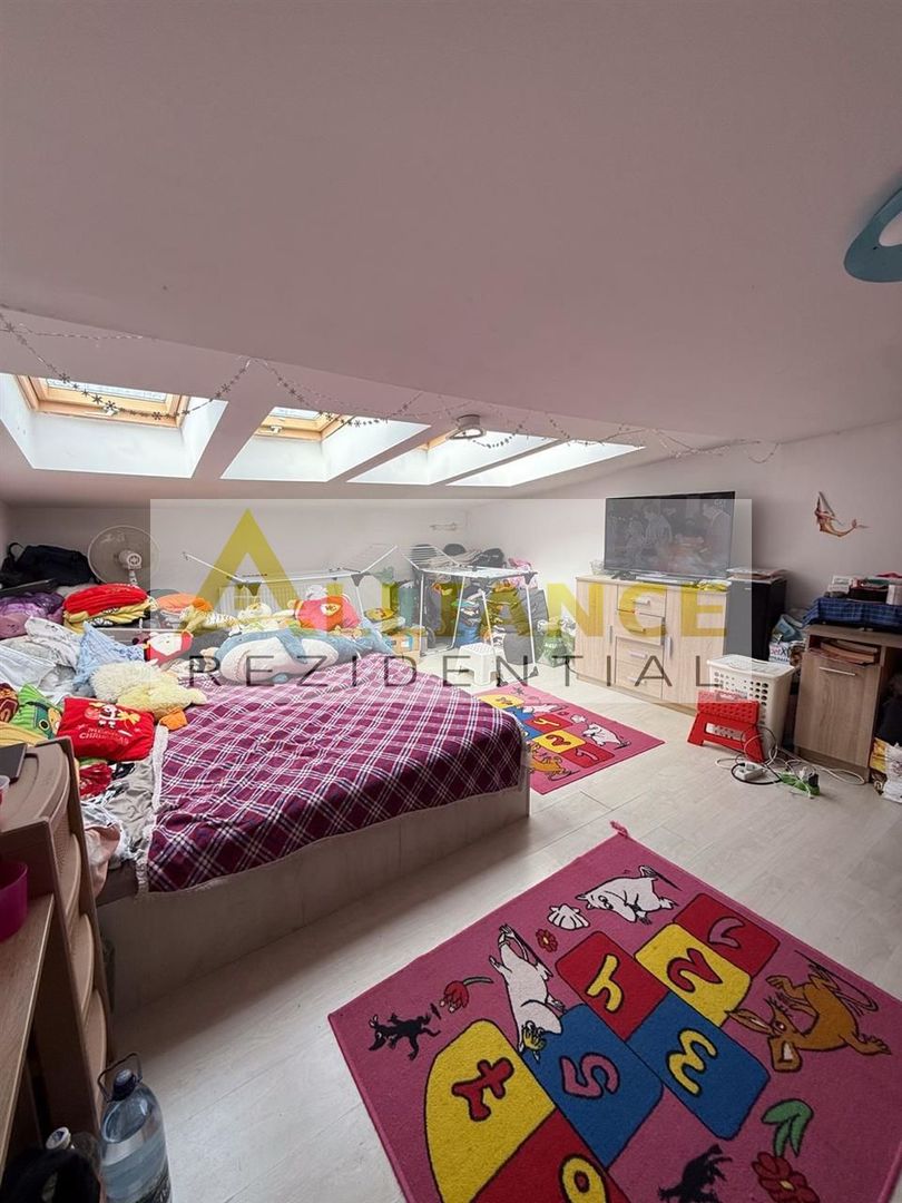 Apartament mare 4 camere â 145 mp compartimentare eficienta - Poză 13