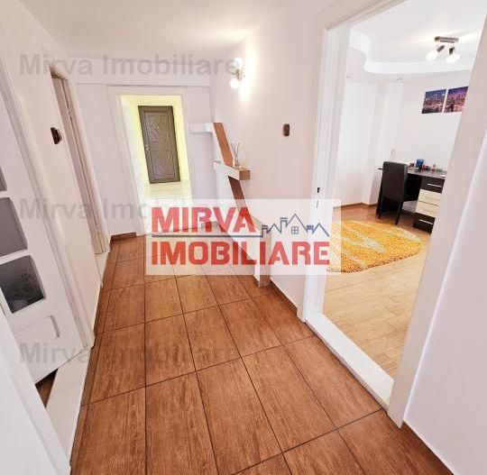 Vanzare vila 6 camere + spatiu comercial, mobilata si utilata, in Blejoi - Poză 31