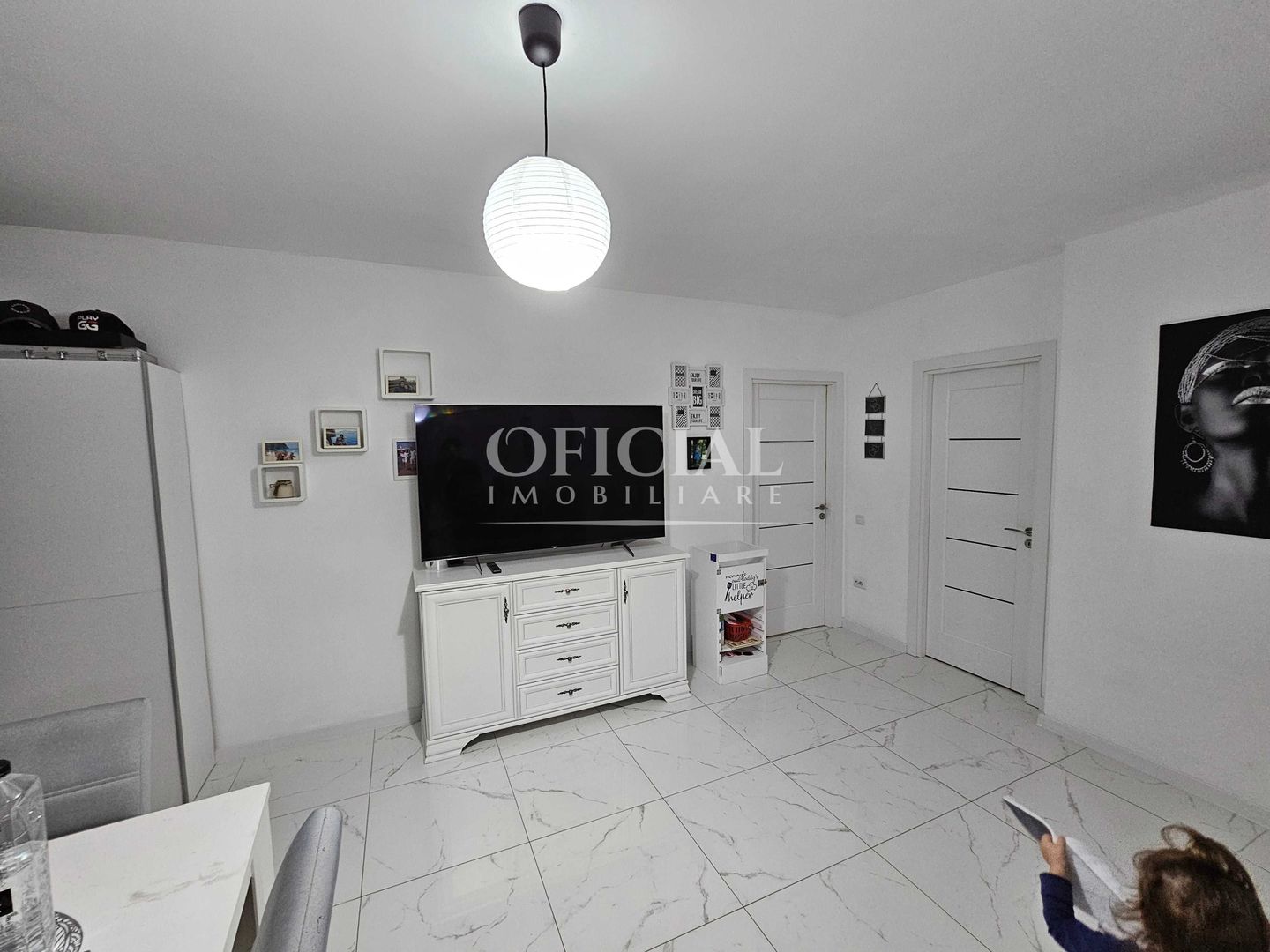 Apartament 3 camere | Parcare | Terasa | Zona Florilor | Floresti - Poză 3