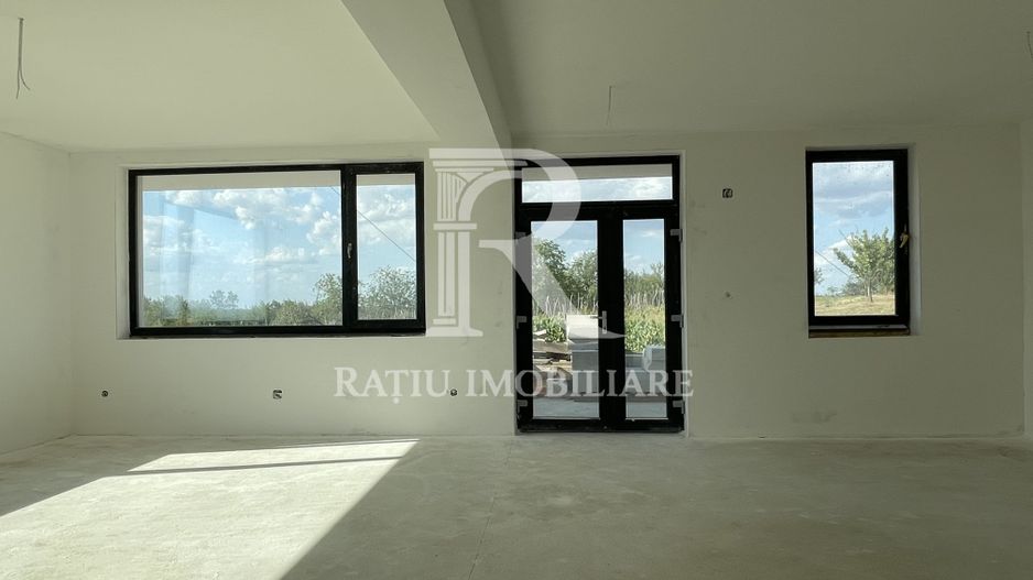 Casă Premium | Arhitectură Mediteraneană | Panoramă | Dealuri | Oradea - Poză 3