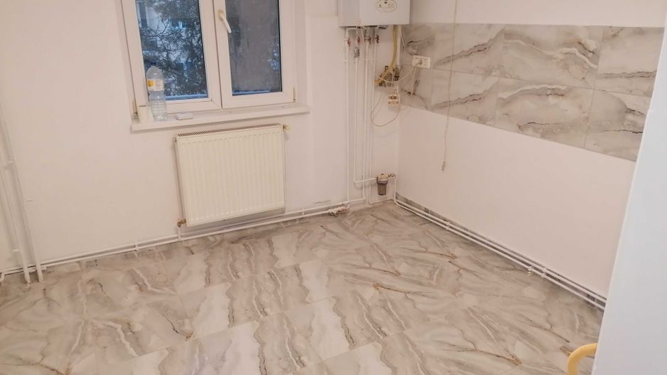 Calea Buziasului | 1 Camera | Etaj 1 | Renovat | Centrala | Bucatarie inchisa - Poză 1