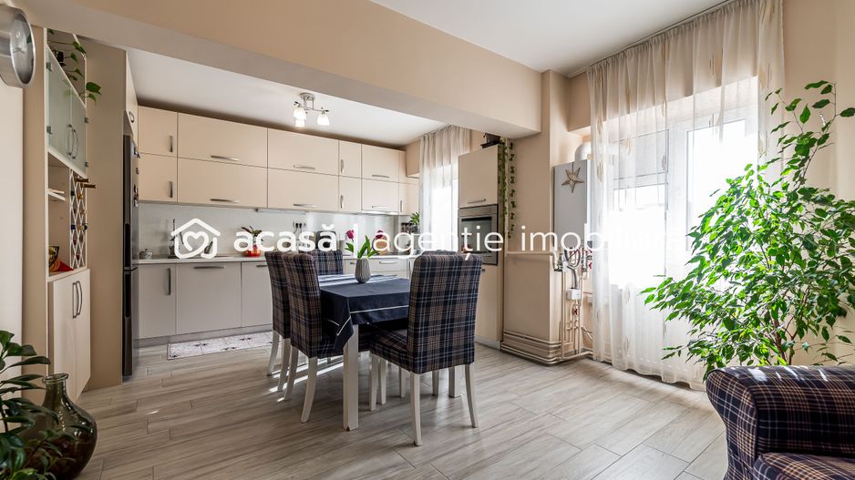 VANDUT! Apartament decomandat 4 cam - str. Condurasilor - COMISION 0 - Poză 4