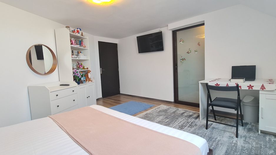 Casa individuala 3 camere mobilata utilata Tarlungeni - Poză 16