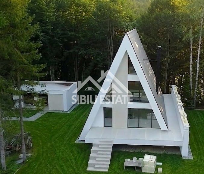 Casa / Cabana A-Frame moderna, 4 camere – Investitie - Poză 1