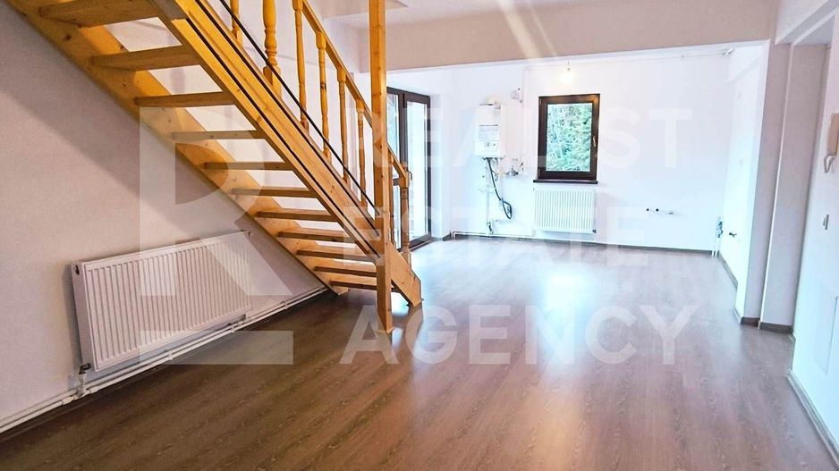 Apartament 3 camere in Predeal - Poză 3