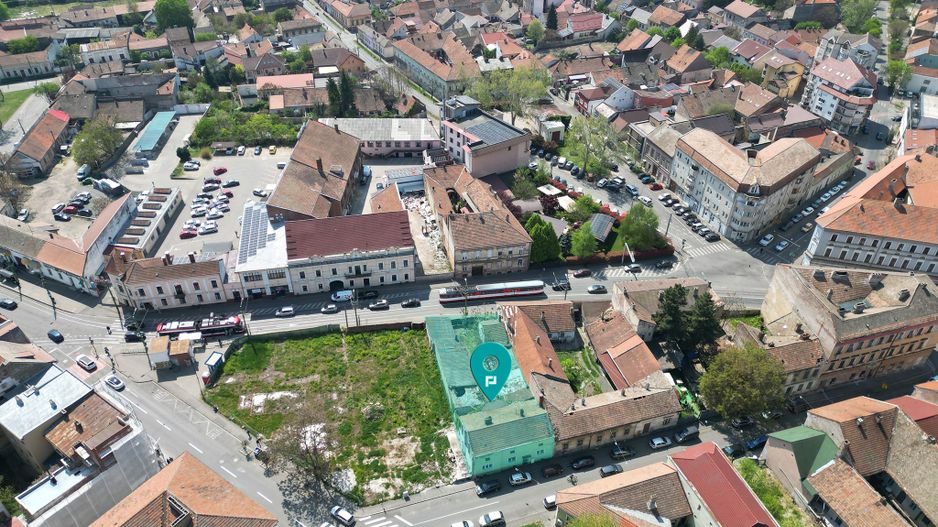 Teren de vânzare în centrul orașului Arad - Poză 1