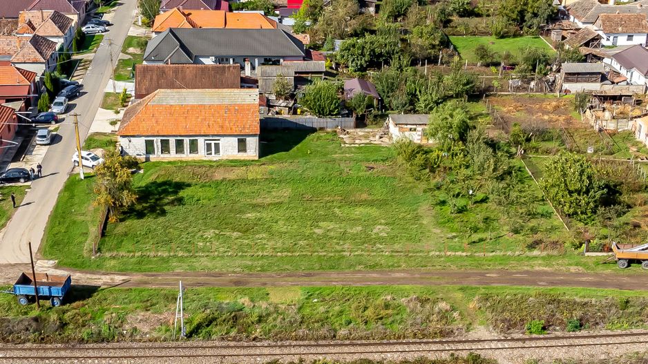 Descoperă Casă nefinisată cu 4 Camere Sântana - Poză 4