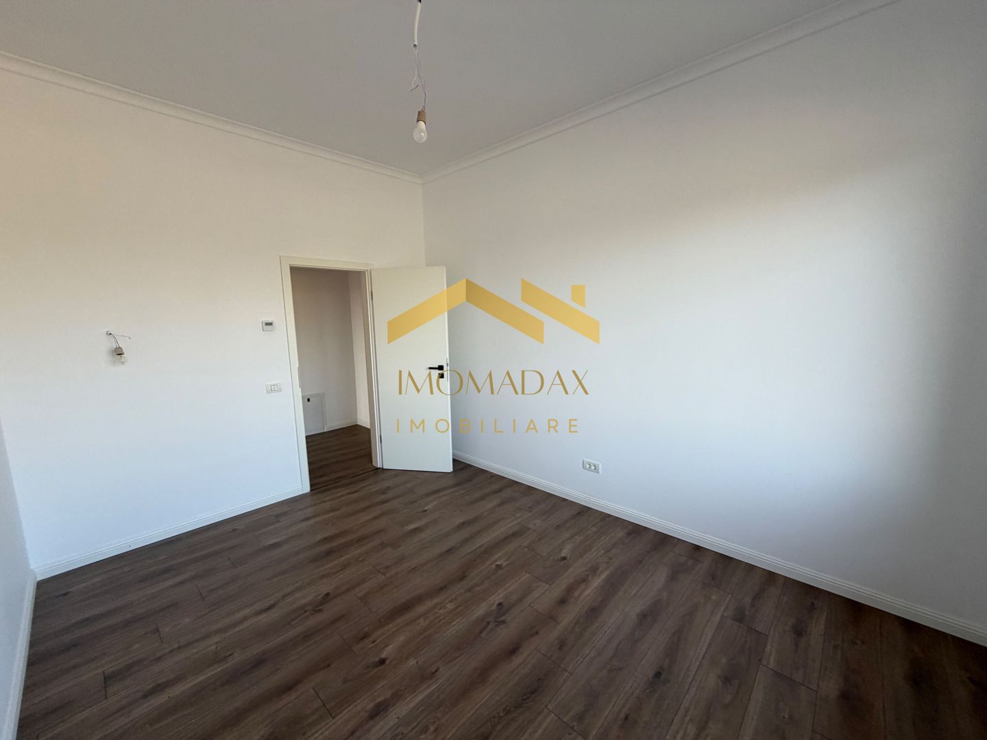 Mosnita Noua-Duplex Finalizat-Curte Amenajata - Poză 12