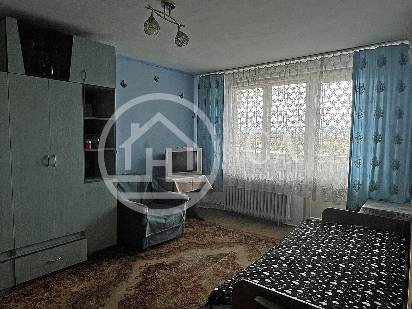 Apartament cu 3 camere de inchiriat in zona Dacia, Oradea - Poză 1