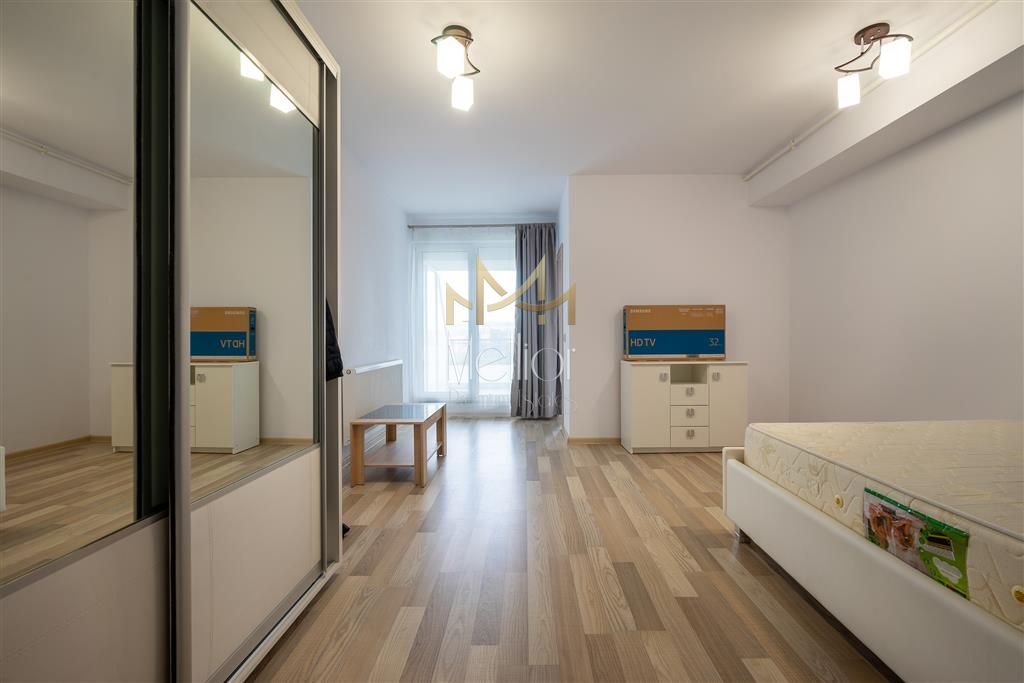 Apartament Superb cu 1 camera 40 mp zona Iulius Mall! - Poză 2