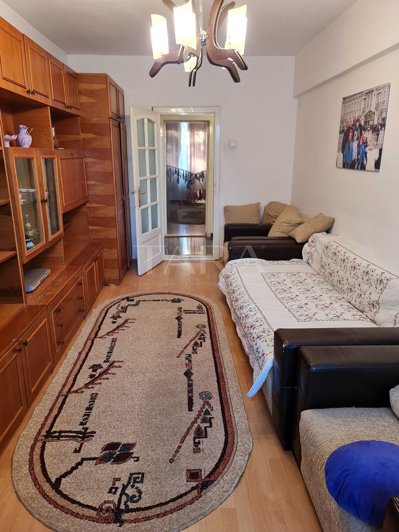 Apartament 3 Camere, Decomandat– Dâmbul Rotund - Poză 2