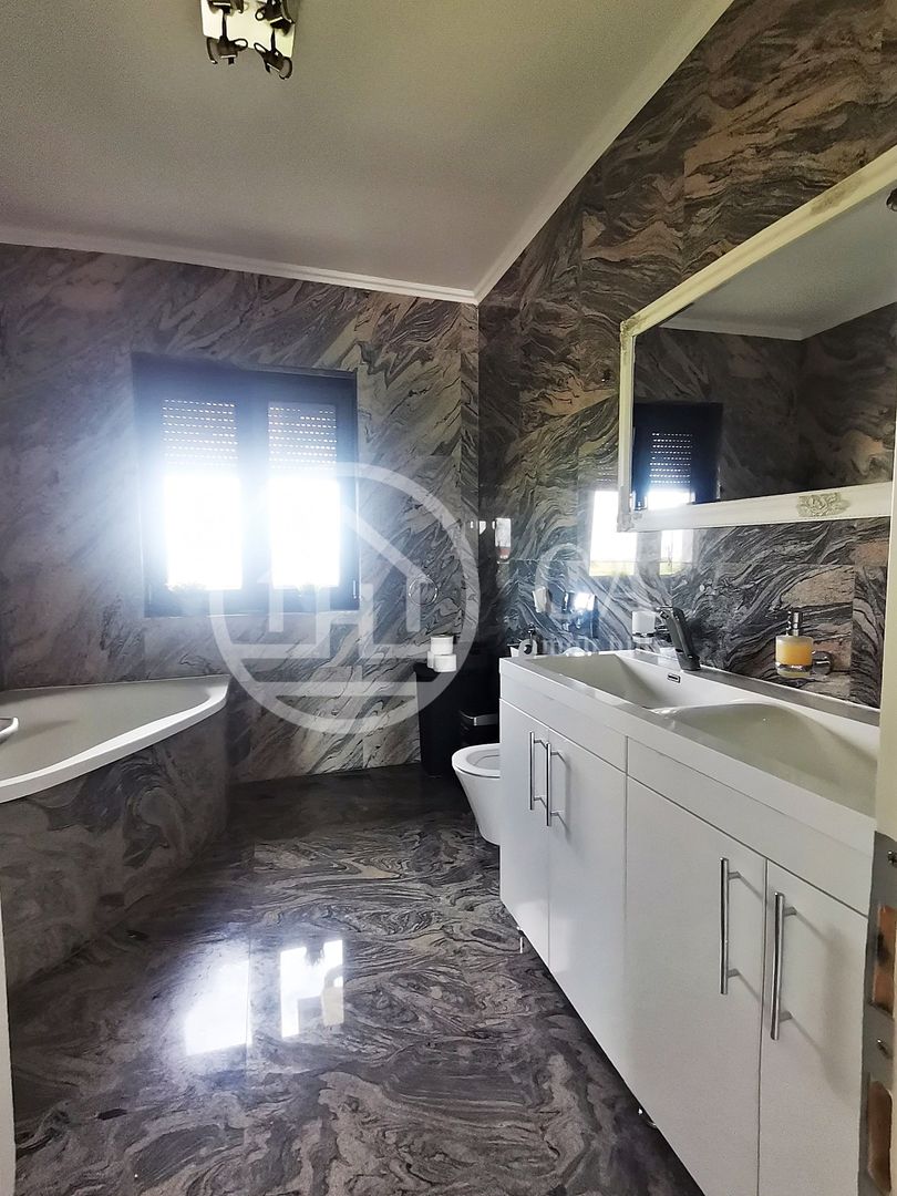 Casa de închiriat cu 6 camere în Cihei, Oradea - Poză 26