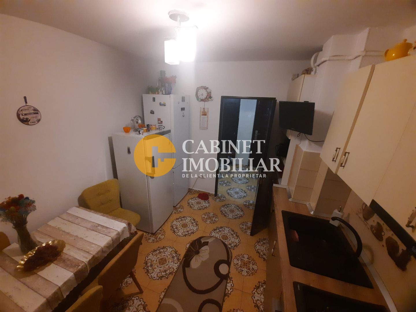 Dacia - Etaj Intermediar - 3 Camere Decomandat - Poză 5