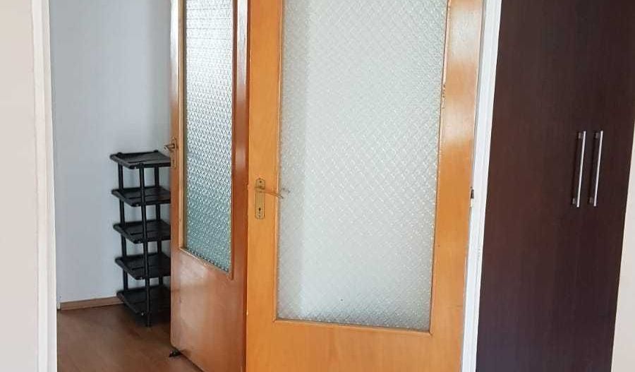 Închiriez apartament 2 camere, Decebal, spațios - Poză 2