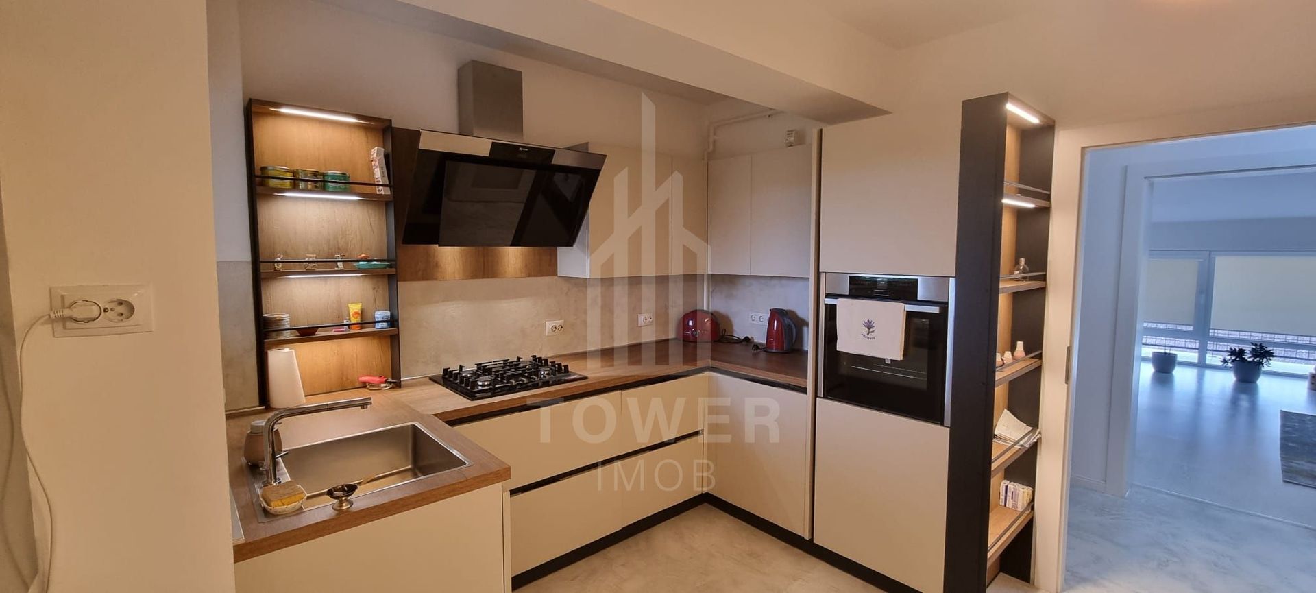 Apartament 3 camere - 118 mp - Etaj 3/3 - Poză 1