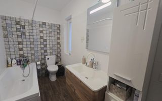Casa individualabine amplasatamobilata/utilata modern.Pret imbatabil. - Poză 9