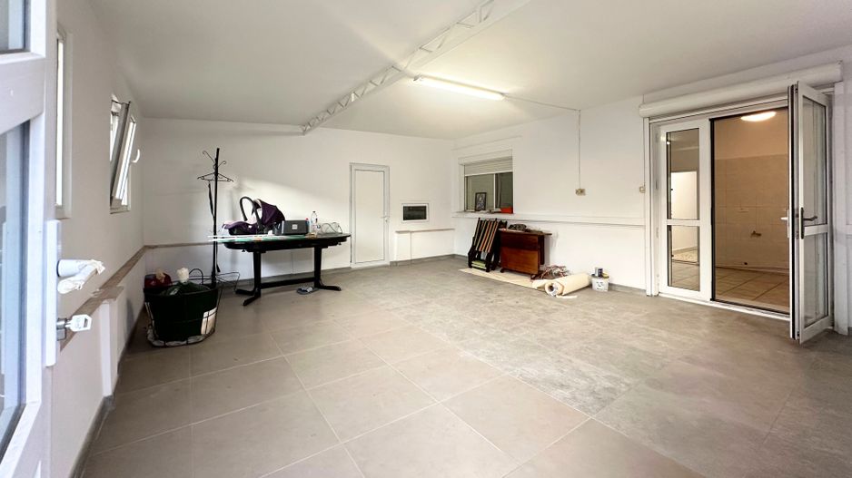 Oferim spre închiriere o proprietate de excepție zona Sisesti - Poză 18