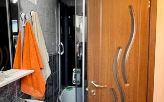 Ap modern 3 camere mansarda mobilat/utilat centrala proprie - Poză 8