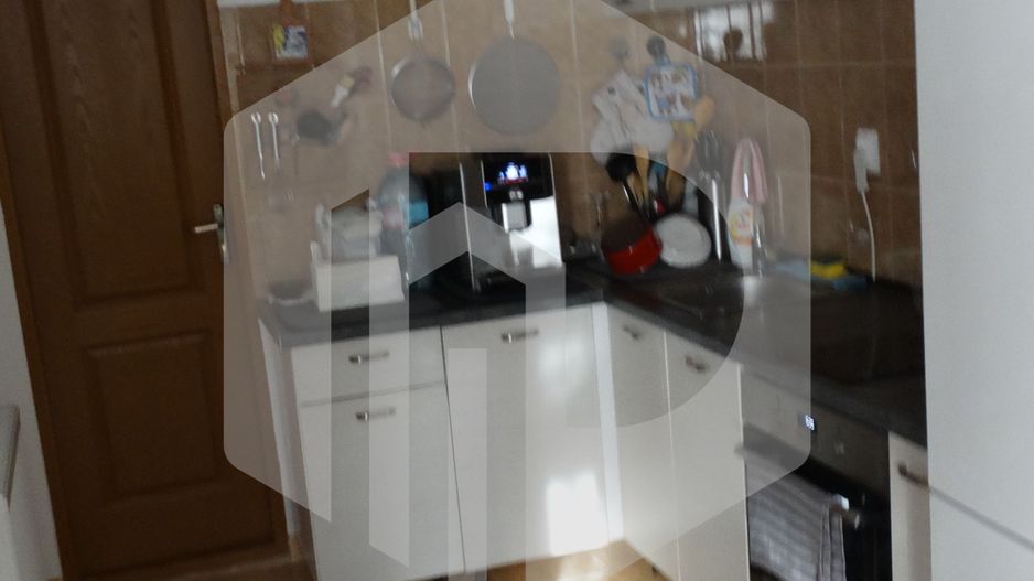 Proprietate compusa din 2 apartamente - 168 mp utili - Dumbravii - Poză 2