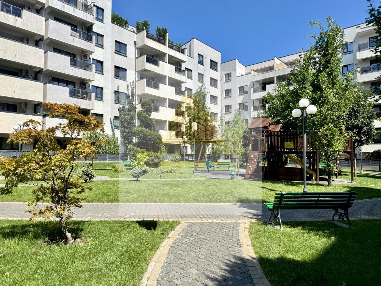 Vânzare Penthouse cu Terasă  83 m.p. -  Atrium Garden - Poză 3