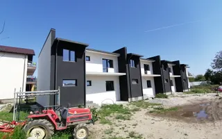 Casa P+1 in comuna 1 Decembrie - str. Victoriei - comision 0% - Poză 14