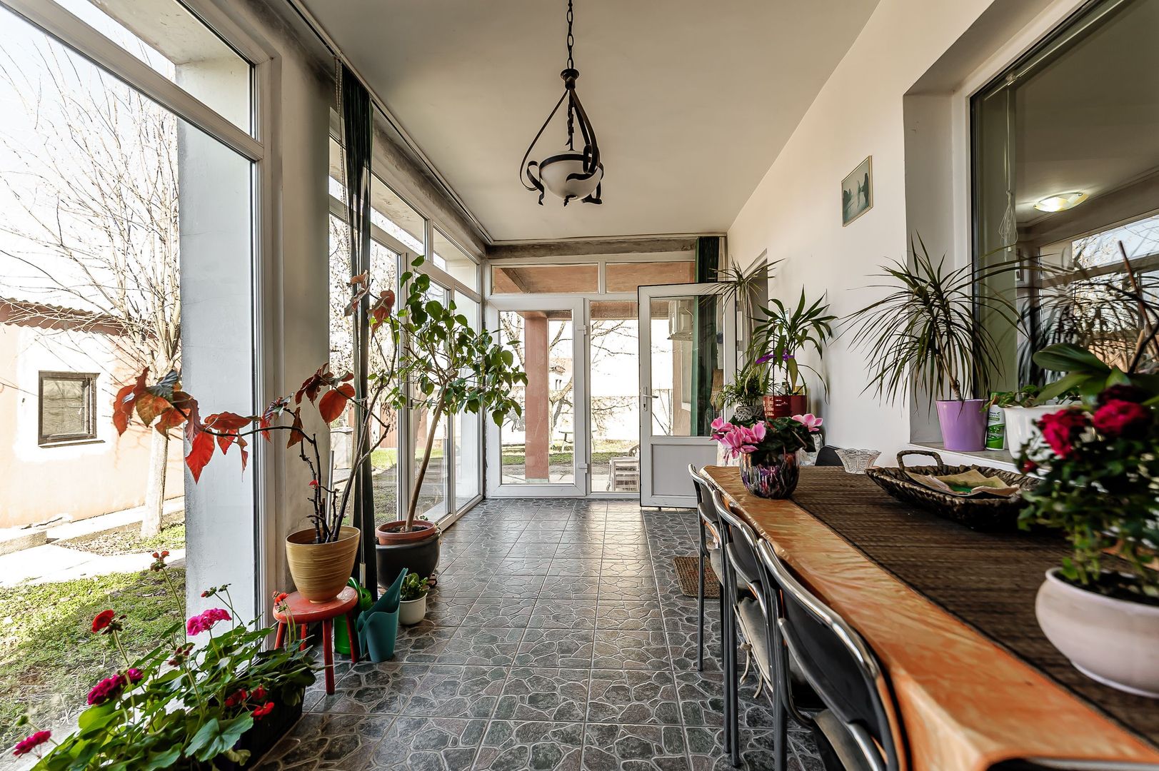 VANDUT! Casa 2003 - Teren 1000 mp - la iesirea din Zadareni - Poză 6