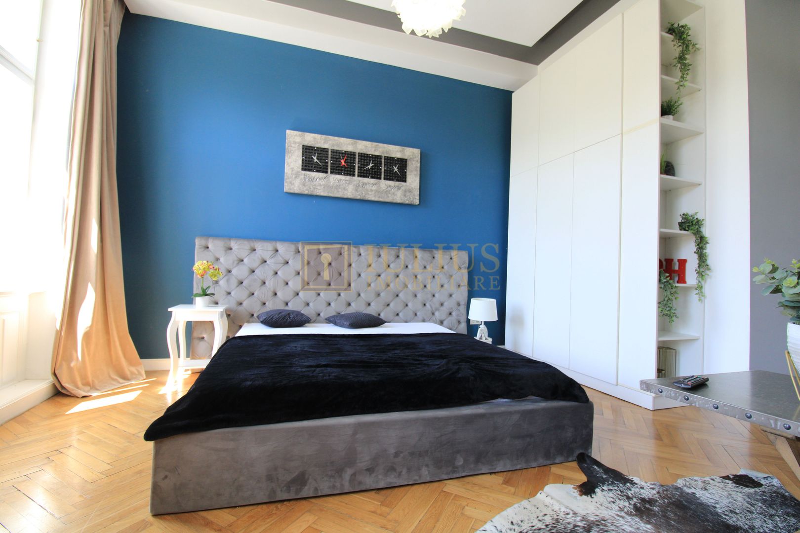 Semicentral, 2 camere, centrala proprie. - Poză 2