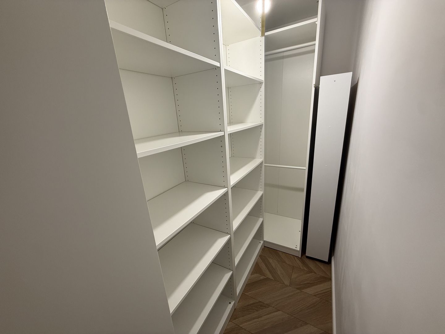 AP.2 CAMERE- FLOREASCA, PET-FRIENDLY, PARCARE INCLUSA, BLOC REABILITAT - Poză 3